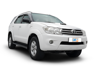Toyota Fortuner-img